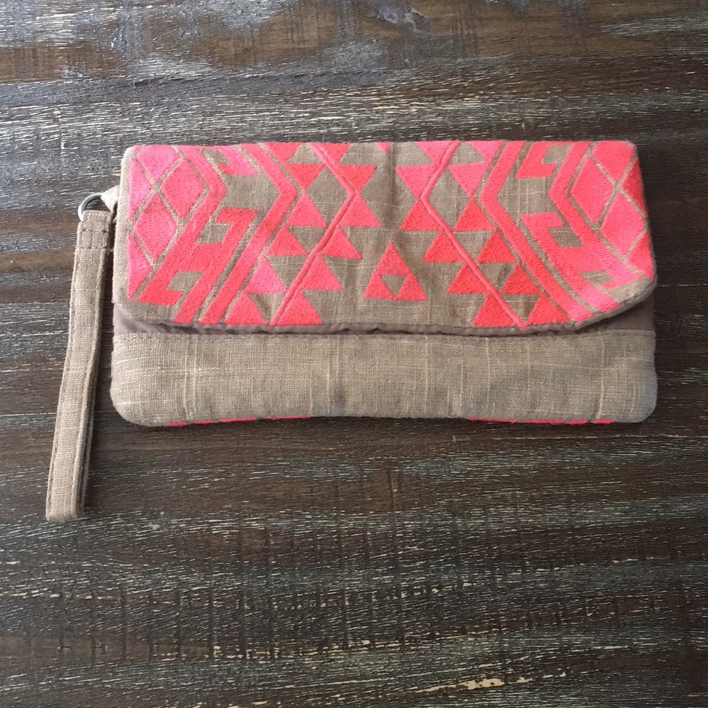 Small clutch